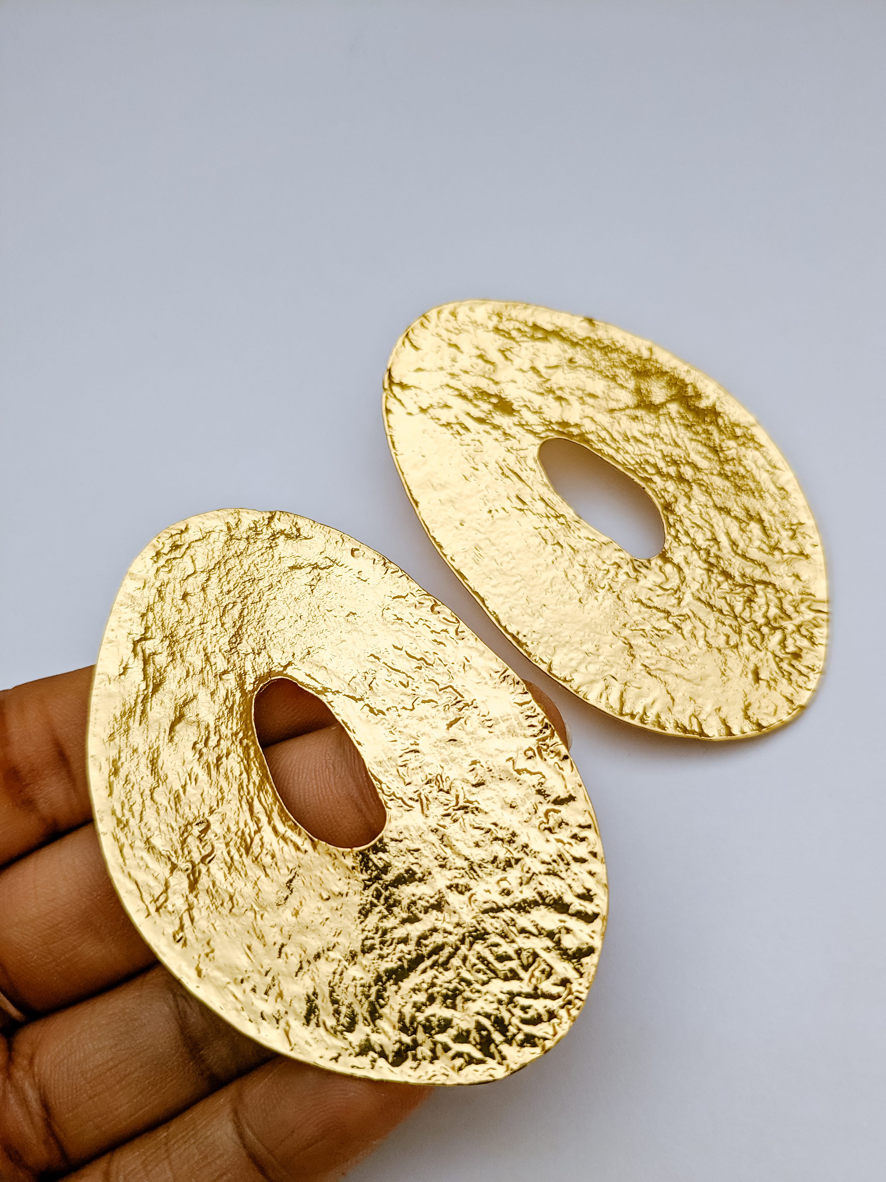 18k chunky gold stud earrings